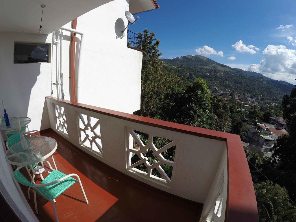Villa 107 Kandy Exterior photo